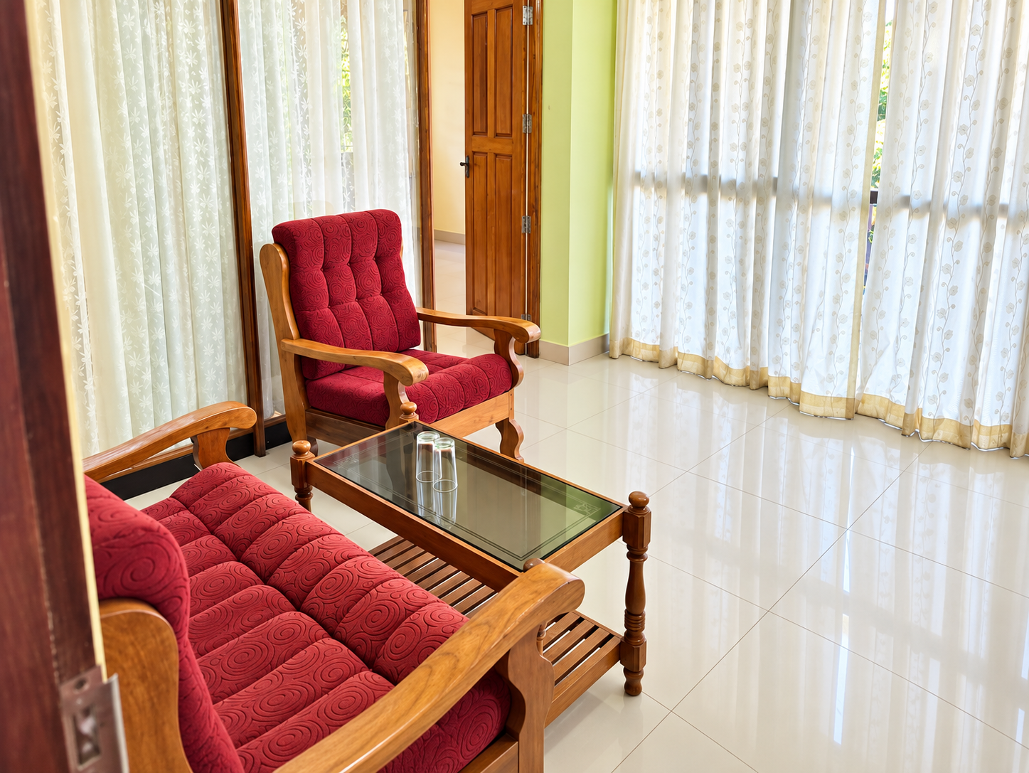 Seastar Beach Resort gallery image 8